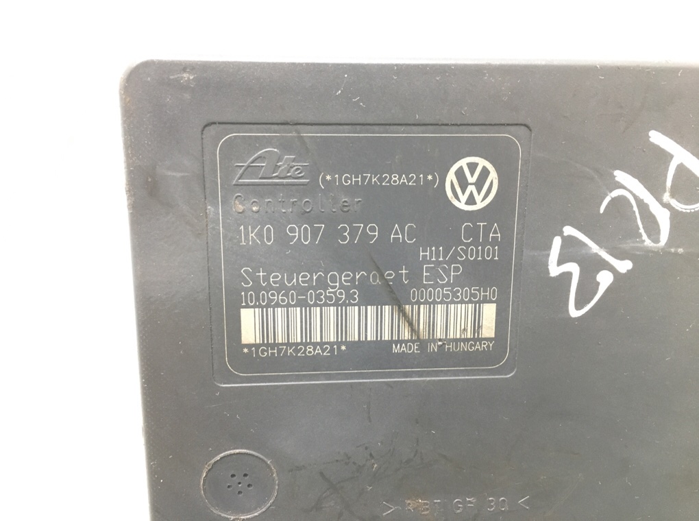 Блок ABS бу для Volkswagen Golf 5 1.4 i,  2008 г.