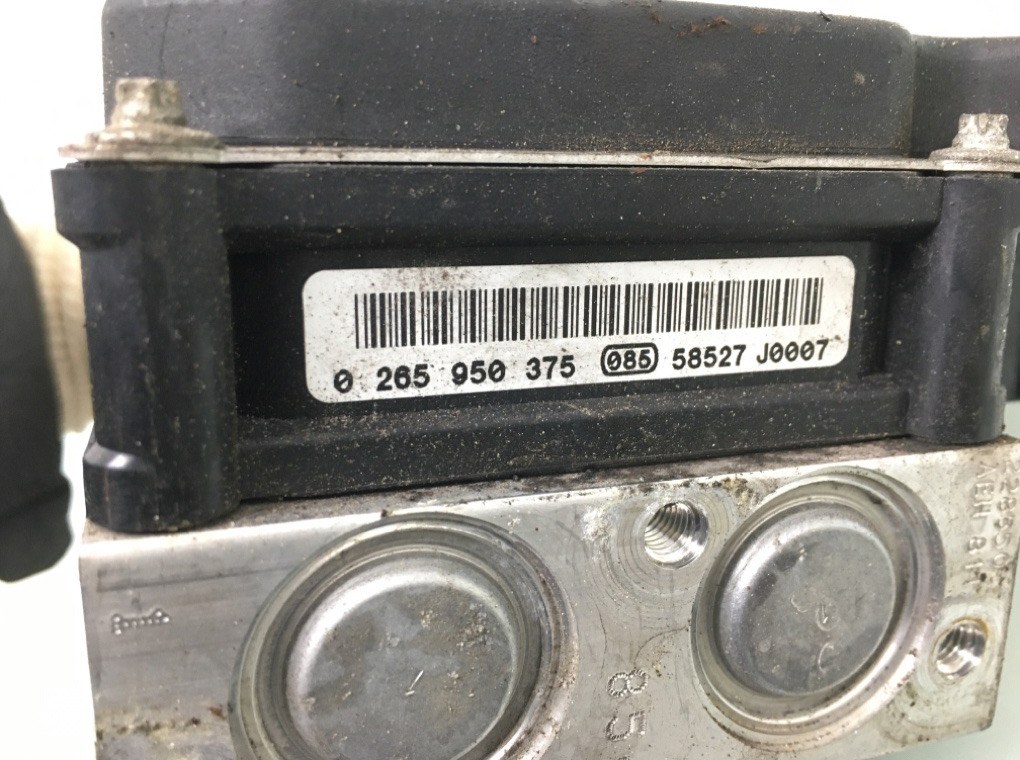 Блок ABS бу для BMW 5 E60/E61 2.5 TD,  2005 г.
