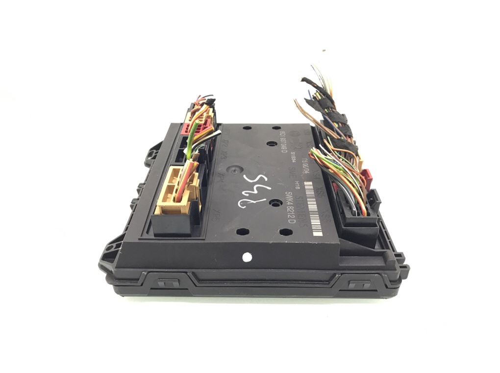 Блок комфорта бу для Volkswagen Polo 4 1.2 i,  2004 г.