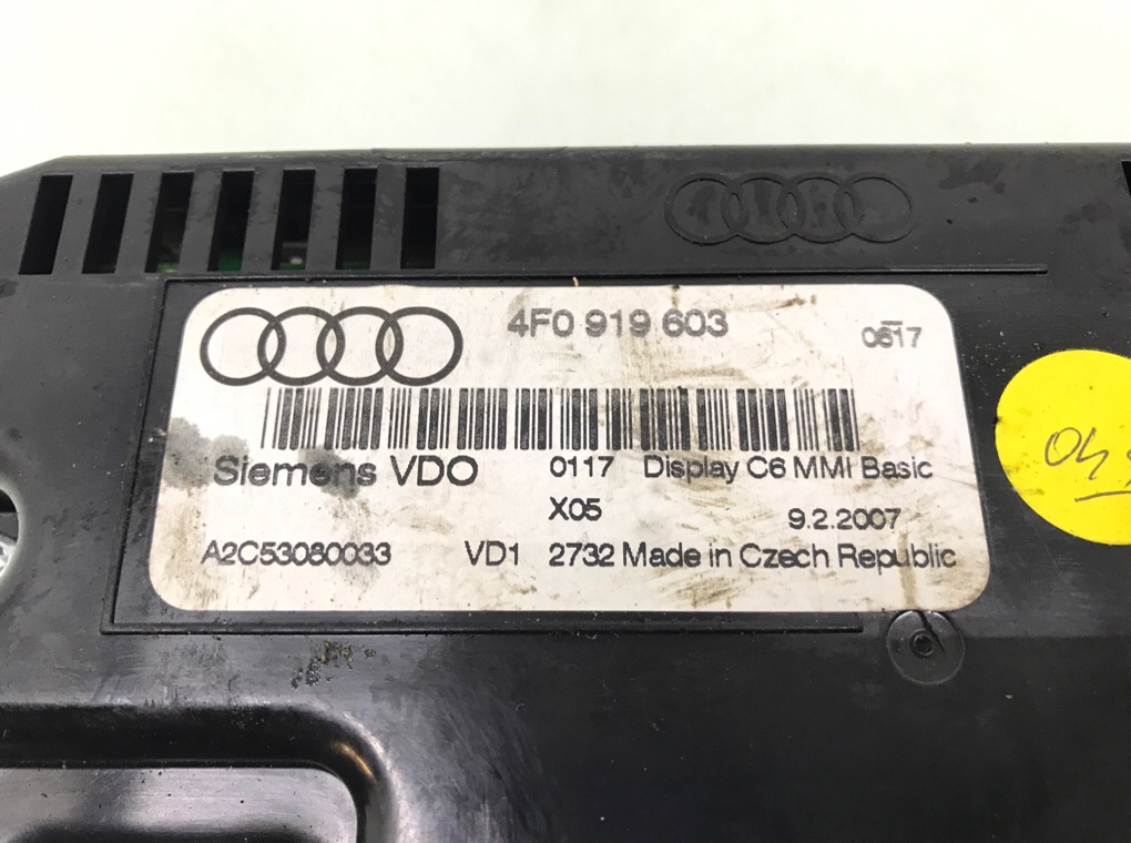 Дисплей бу для Audi A6 C6 2.0 TDi,  2007 г.
