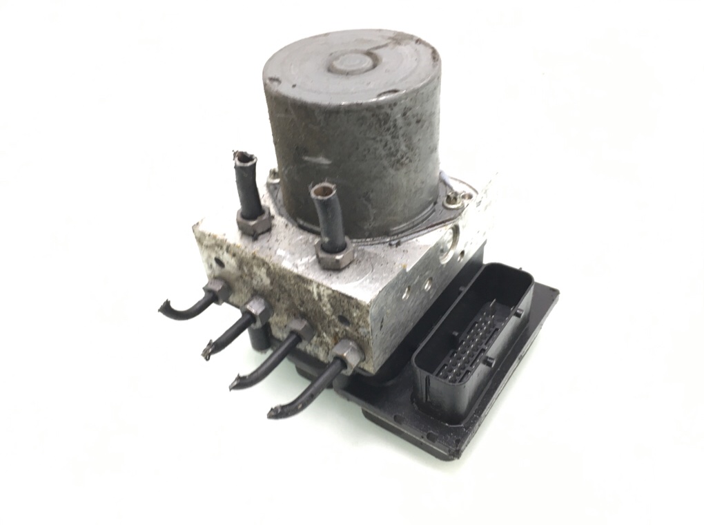 Блок ABS бу для BMW X3 E83 2.0 TD,  2006 г.