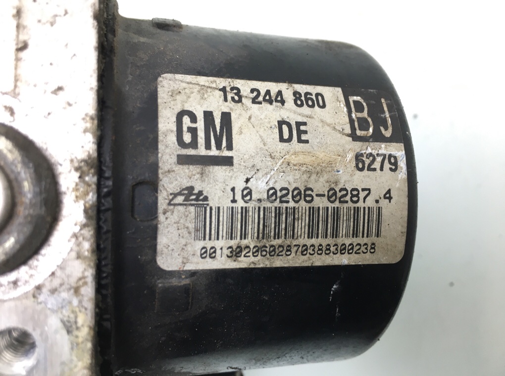 Блок ABS бу для Opel Zafira B 1.9 CDTi,  2008 г.