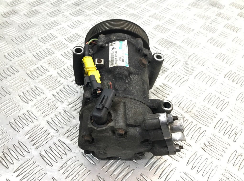 Компрессор кондиционера бу для Peugeot 307  1.6 HDi,  2007 г.