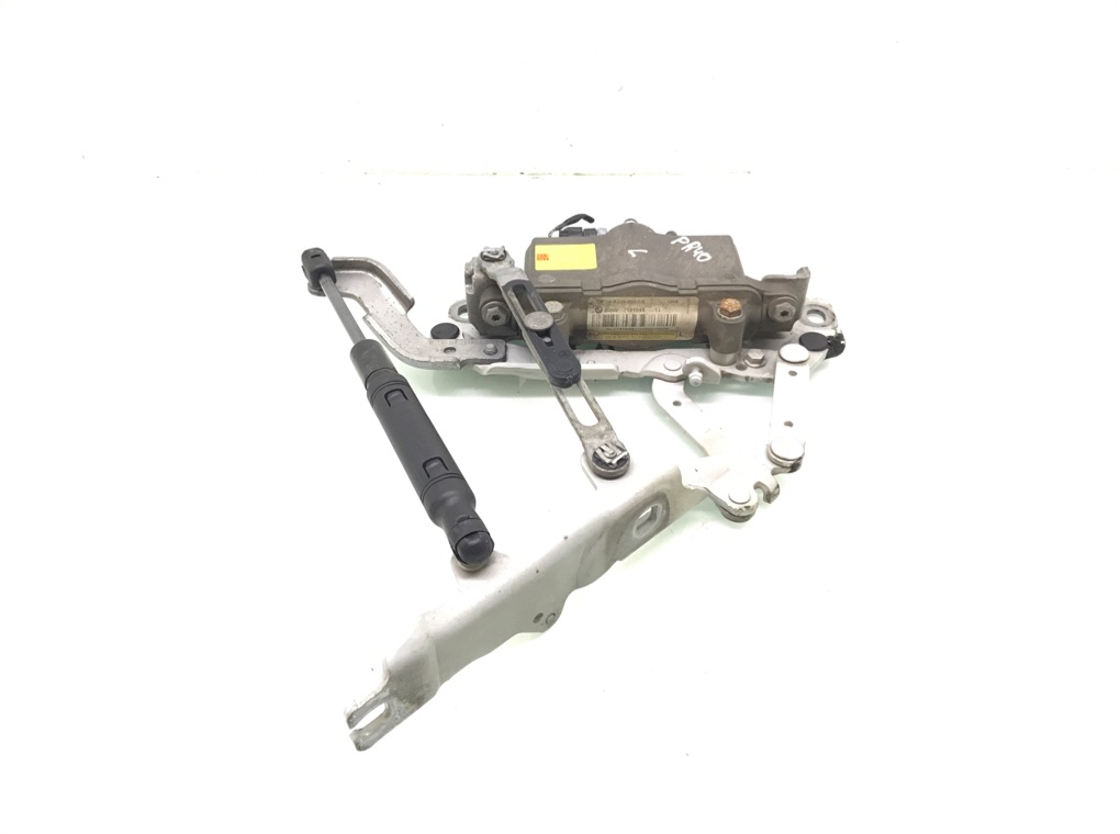 Петля капота левая бу для BMW 5 F10/F11/GT F07 2.0 TD,  2010 г.