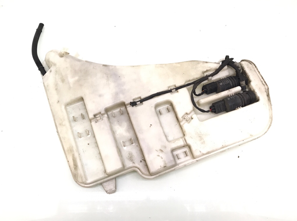 Бачок омывателя бу для BMW 5 F10/F11/GT F07 2.0 TD,  2010 г.