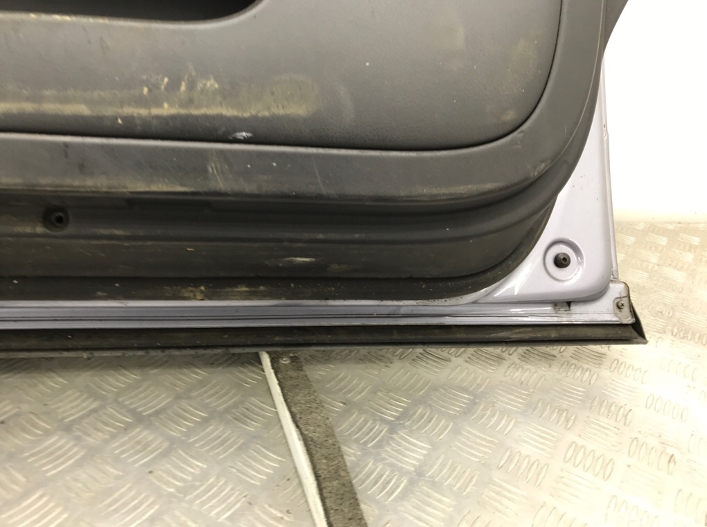 Дверь передняя правая бу для Audi A4 B7 1.9 TDi,  2005 г.