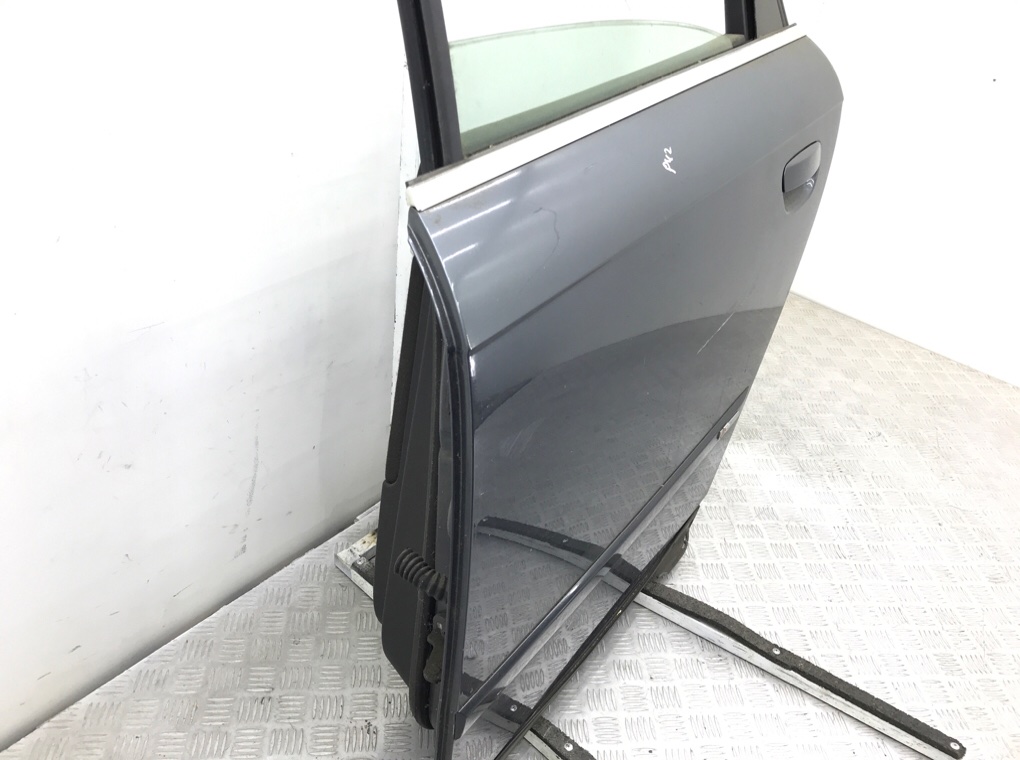 Дверь задняя левая бу для Audi A4 B7 2.0 TDi,  2007 г.
