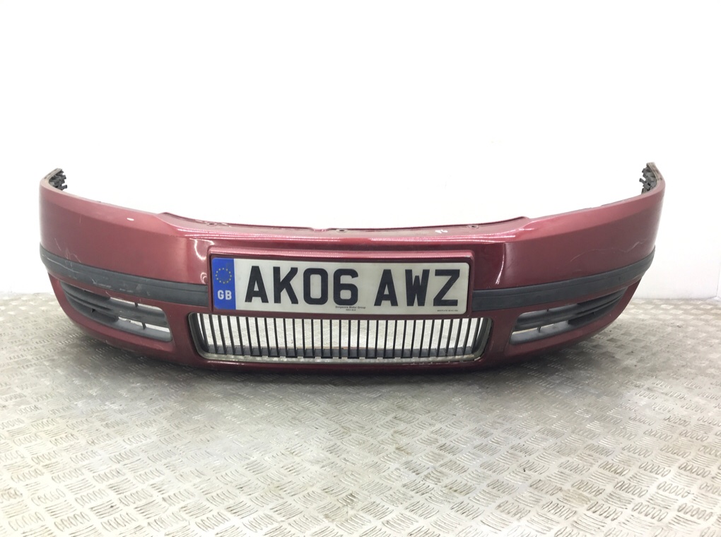 Бампер передний бу для Skoda Superb 2.0 i, 2006 г.