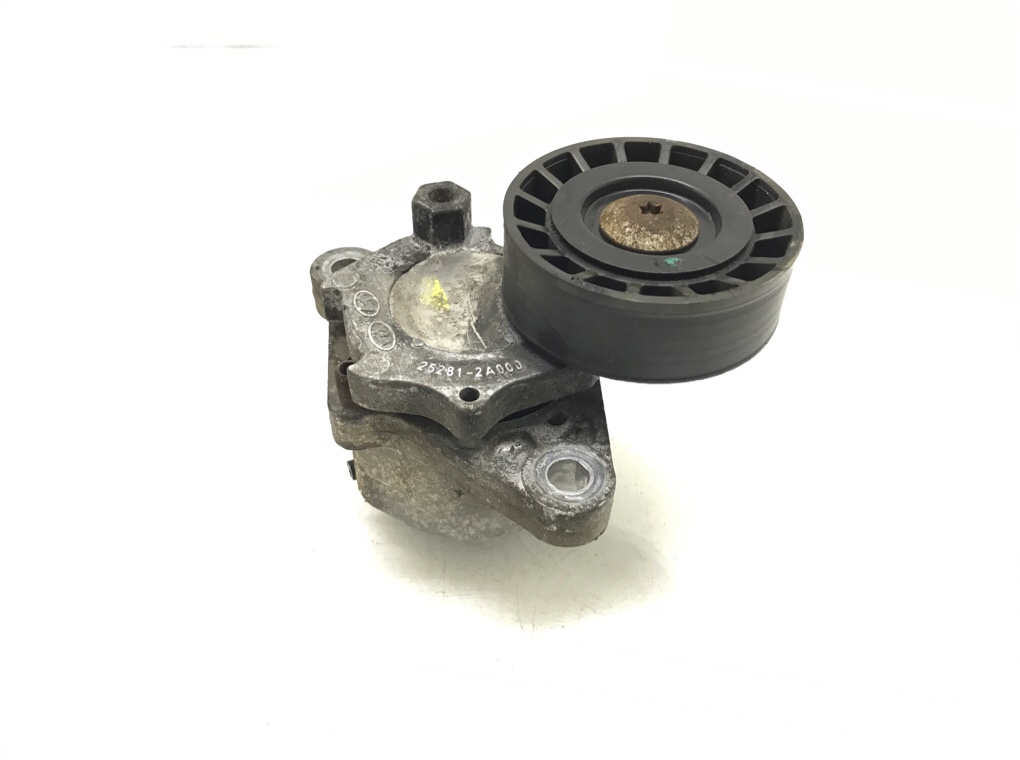 Натяжитель ремня генератора бу для Kia Ceed 1 1.6 CRDi, 2010 г.