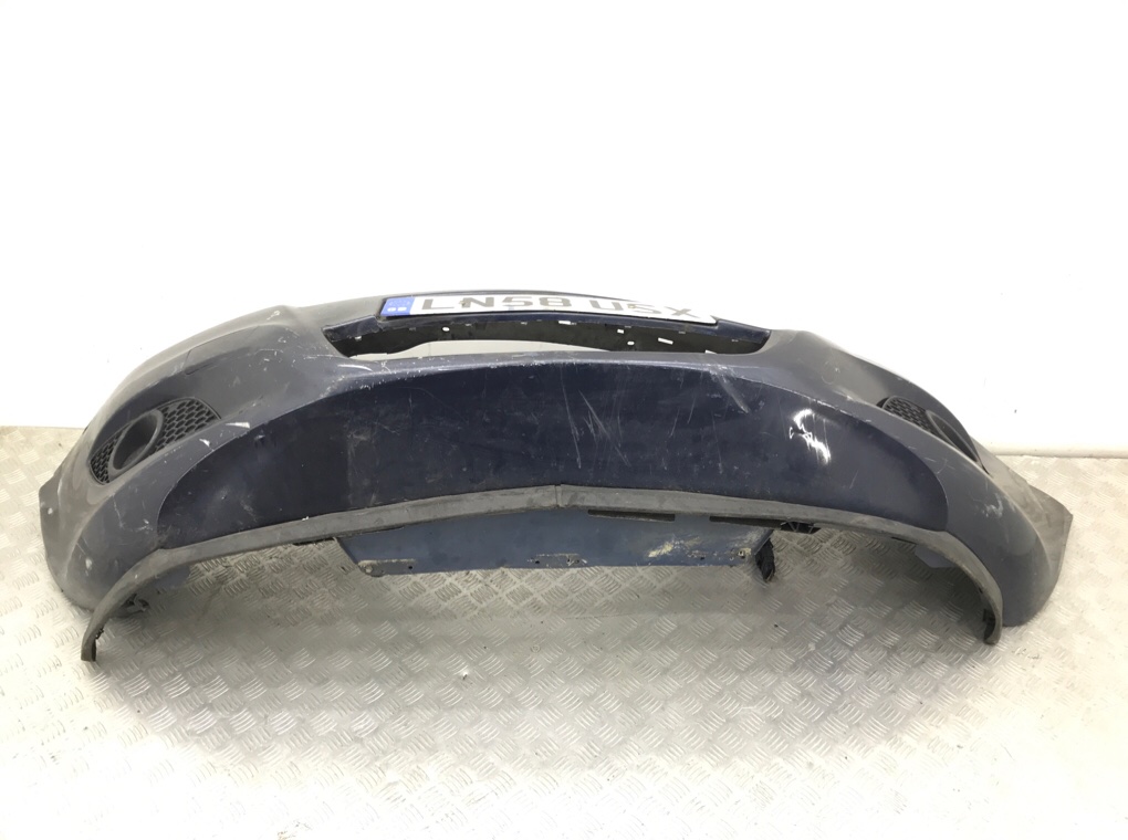 Бампер передний бу для Opel Zafira B 1.8 i,  2008 г.