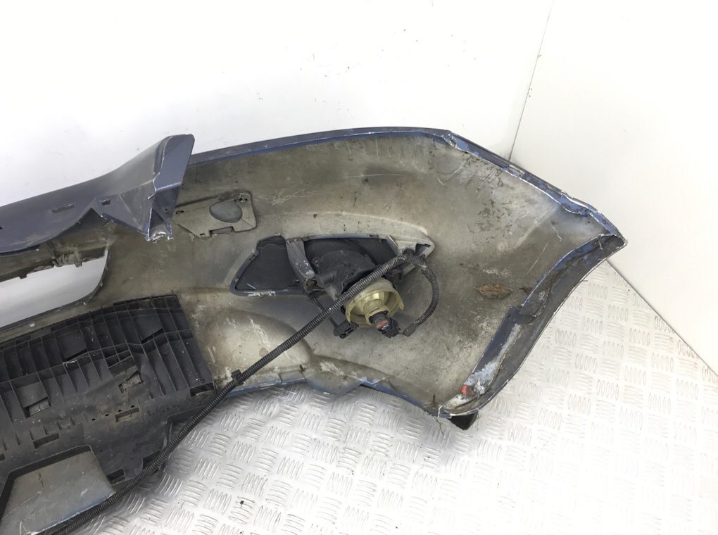 Бампер передний бу для Opel Zafira B 1.8 i,  2008 г.