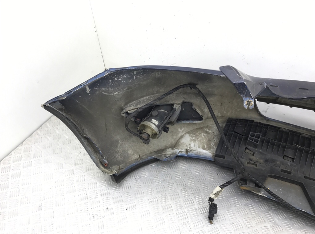 Бампер передний бу для Opel Zafira B 1.8 i,  2008 г.