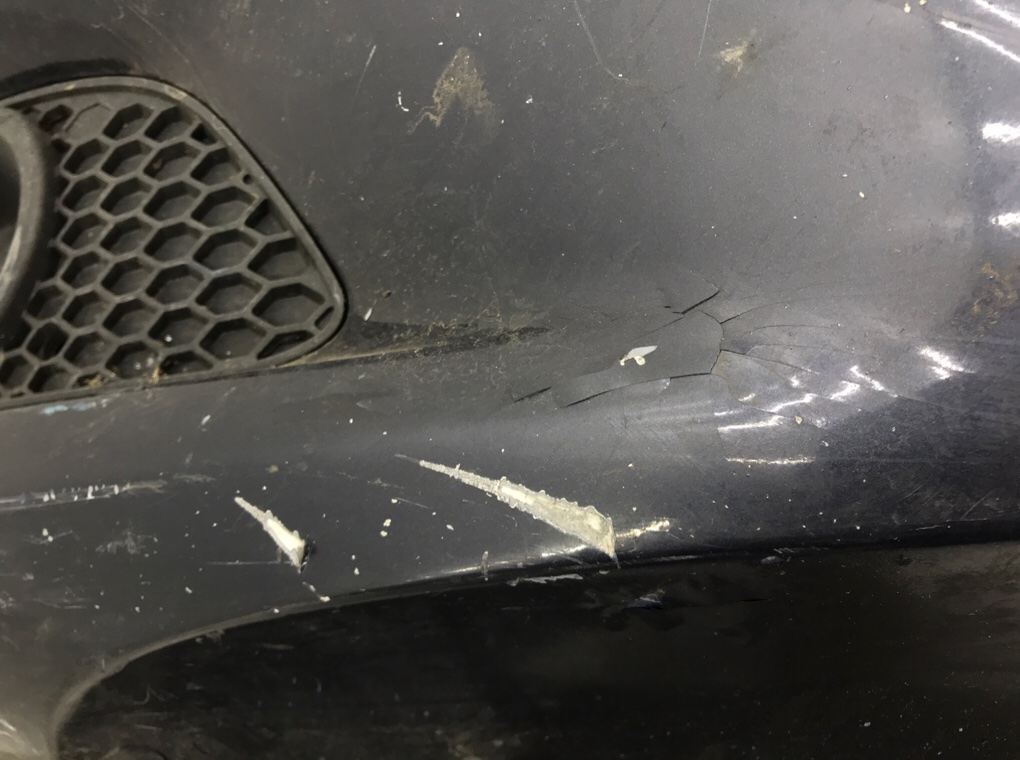 Бампер передний бу для Opel Zafira B 1.8 i,  2008 г.