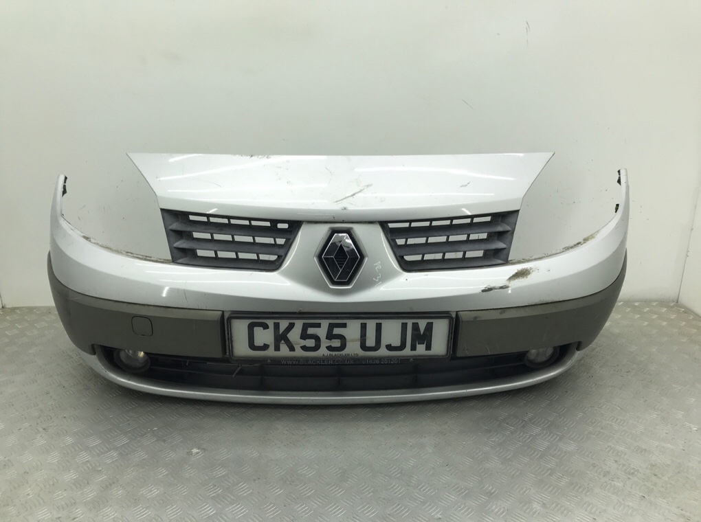 Бампер передний бу для Renault Grand Scenic 2 1.6 i, 2005 г.