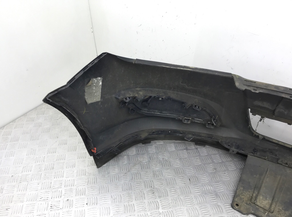 Бампер передний бу для Opel Astra H 1.6 i,  2007 г.