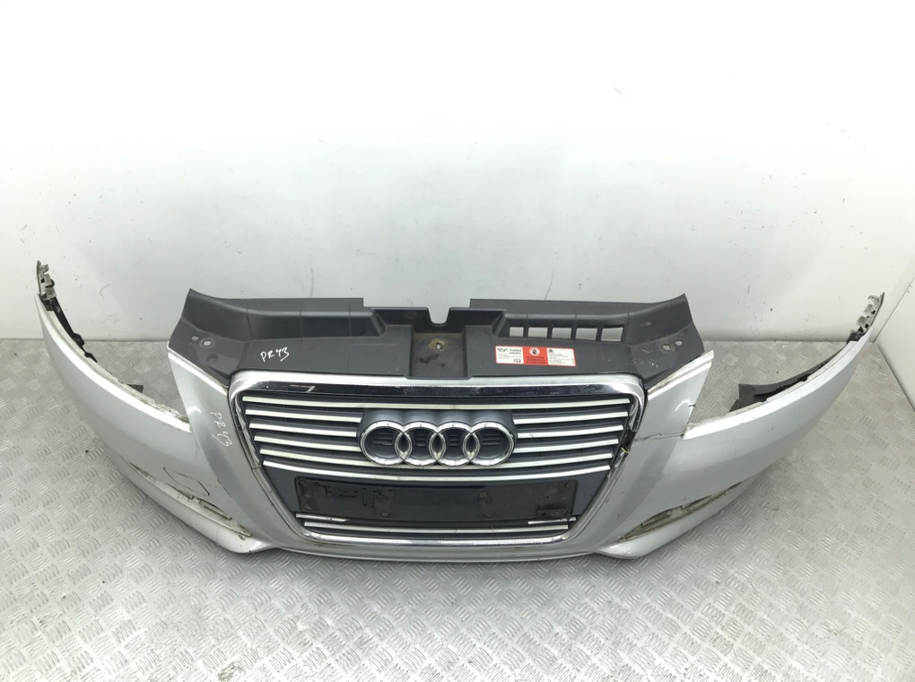 Бампер передний бу для Audi A3 8P 1.9 TDi,  2009 г.