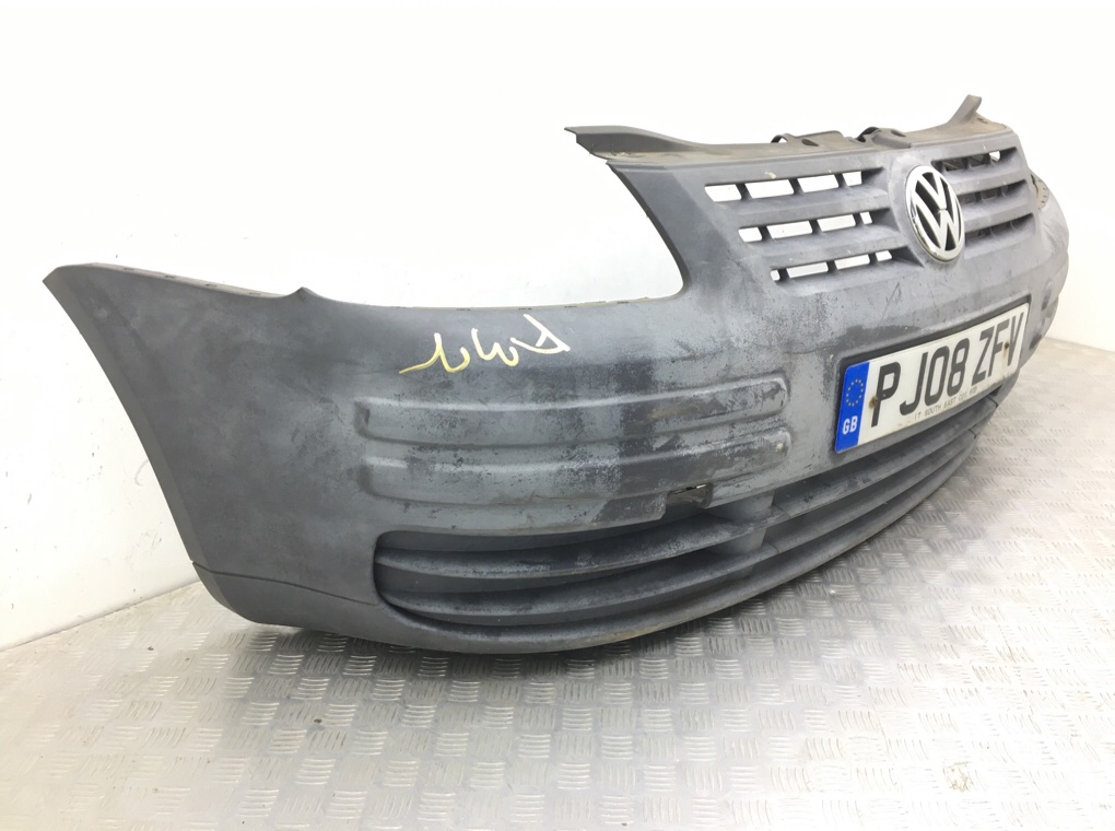 Бампер передний бу для Volkswagen Caddy  1.9 TDi,  2008 г.