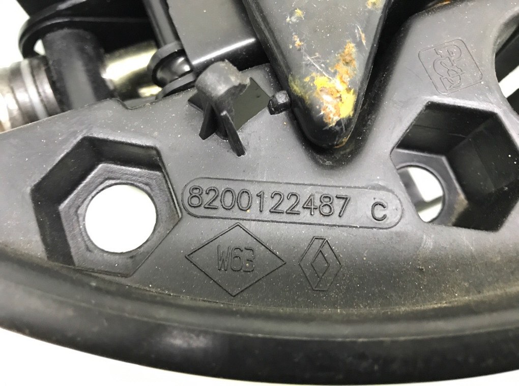 Домкрат бу для Renault Clio  1.4 i,  2004 г.