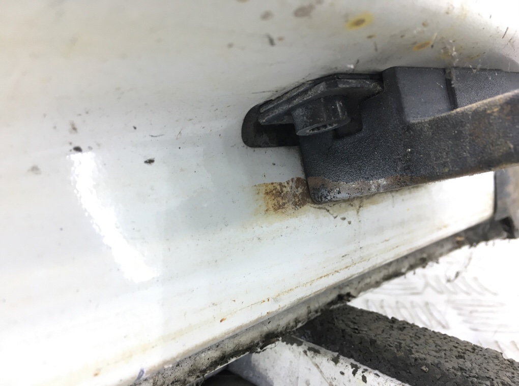 Дверь задняя распашная правая бу для Volkswagen Caddy  1.9 TDi,  2008 г.