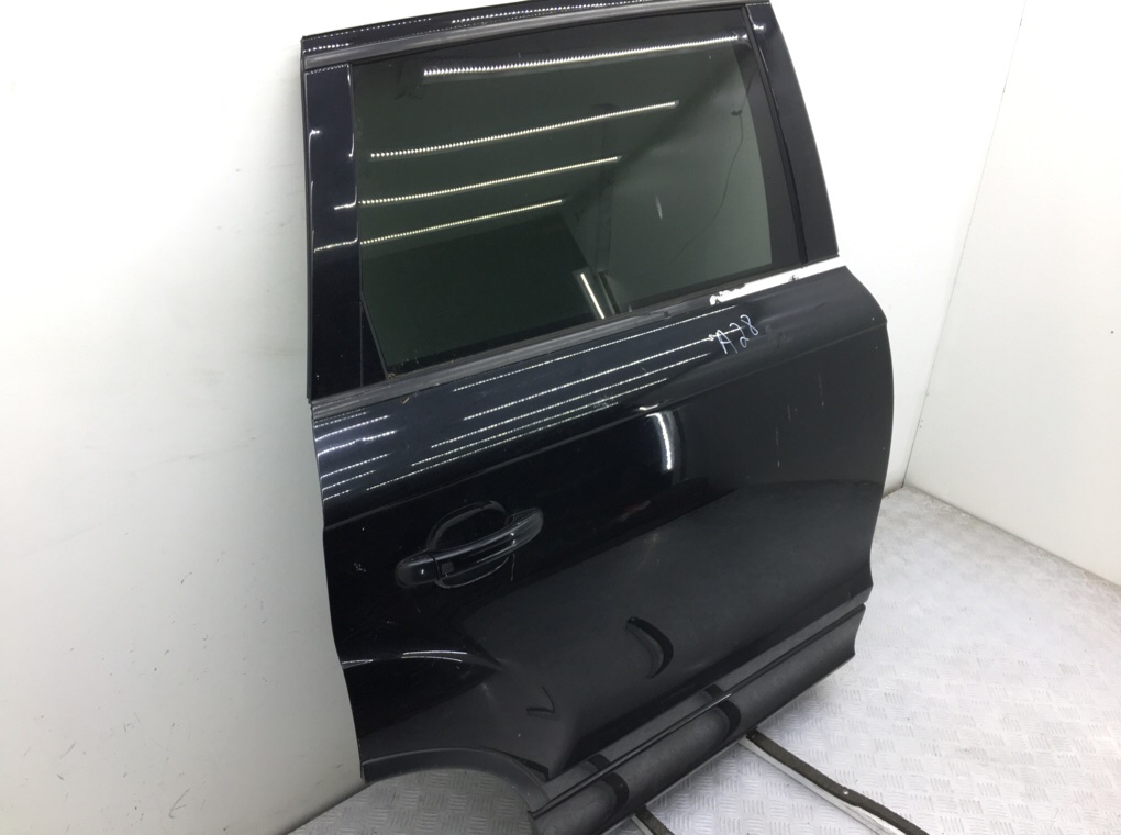 Дверь задняя правая бу для Audi Q7  3.0 TDi,  2008 г.