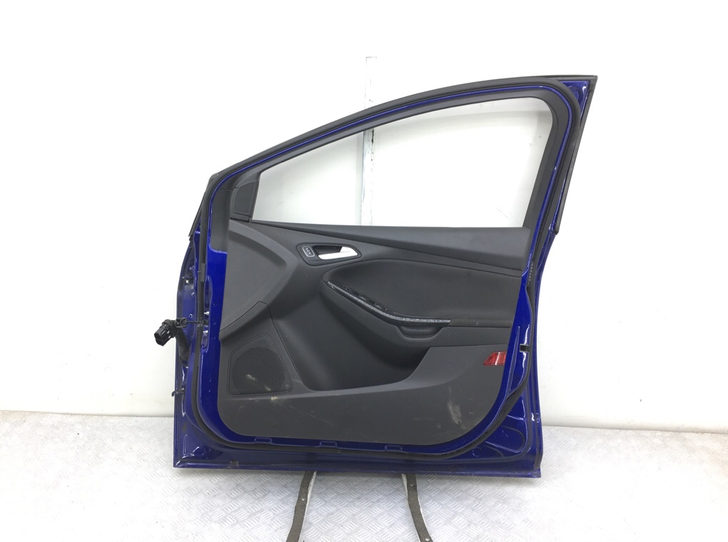 Дверь передняя правая бу для Ford Focus 3 1.5 TDCi,  2015 г.
