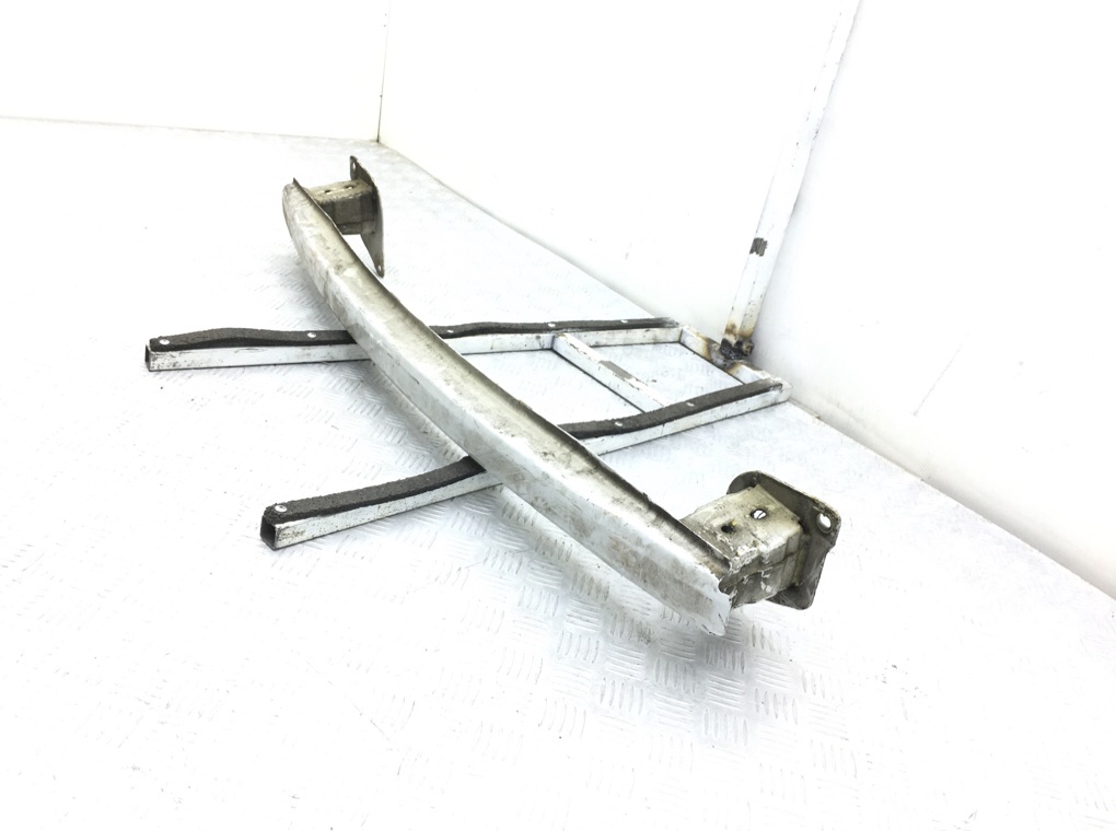 Усилитель бампера заднего бу для Skoda Rapid 1.2 TSI, 2014 г. Усилитель бампера заднего бу для Skoda Rapid 1.2 TSI, 2014 г.