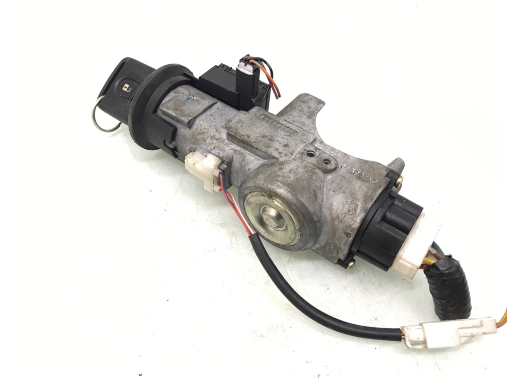 Замок зажигания бу для Nissan Note E11 1.5 DCi,  2012 г.