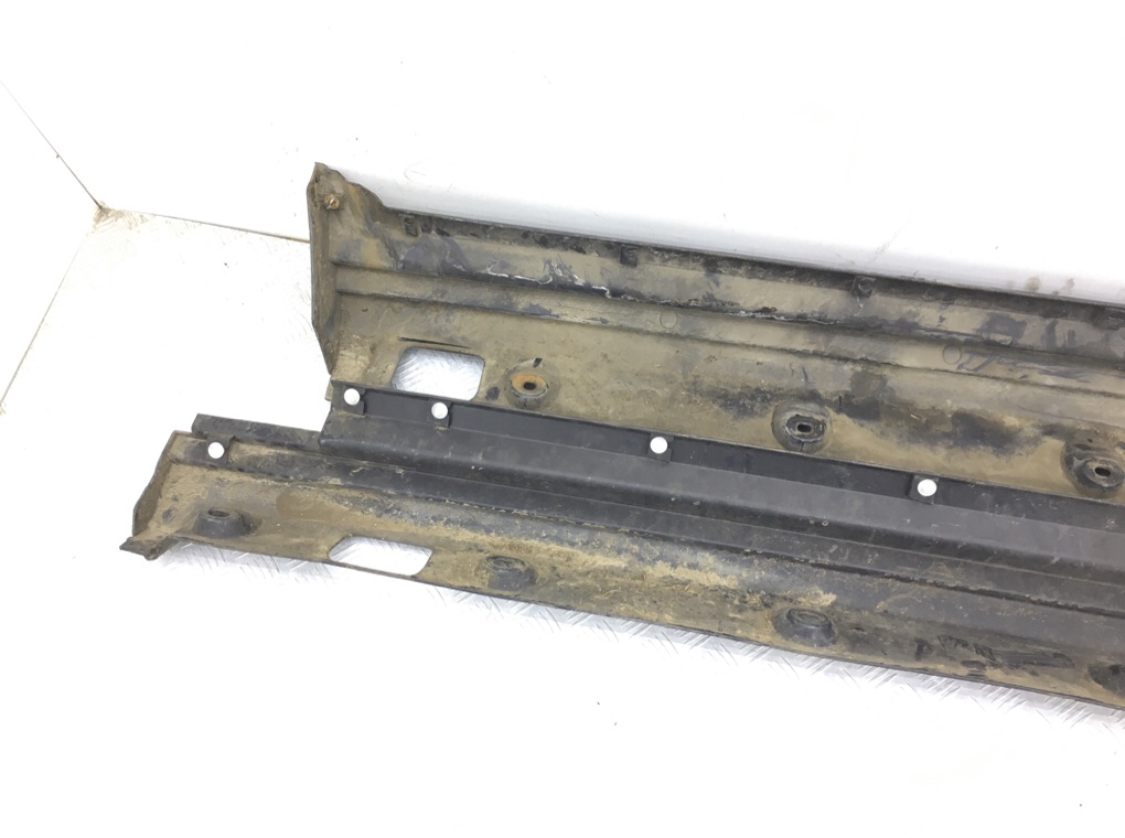 Накладка на порог бу для Land Rover Range Rover 3 3.6 TD,  2008 г.