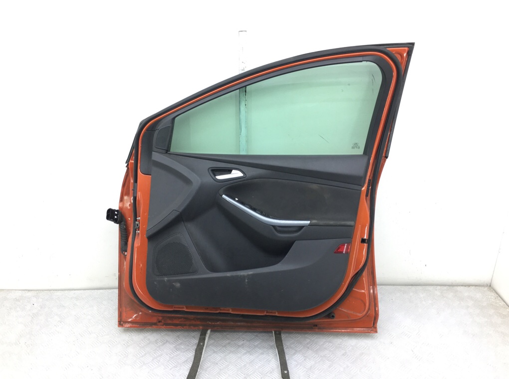 Дверь передняя правая бу для Ford Focus 3 1.6 i,  2011 г.