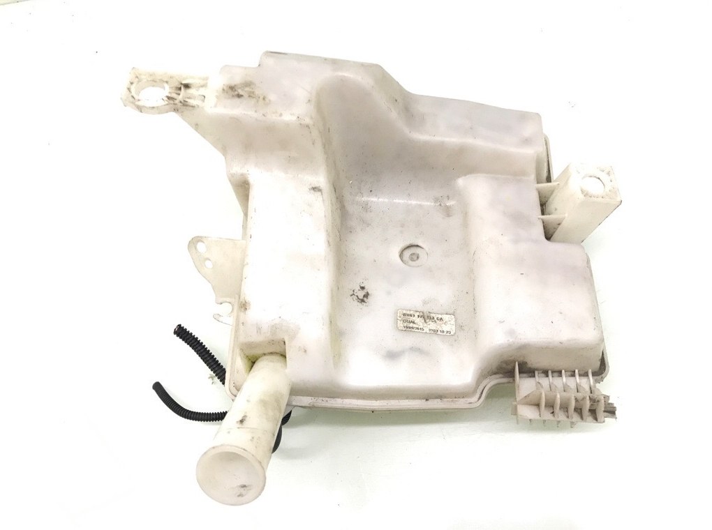 Бачок омывателя бу для Ford Focus 3 1.6 i, 2011 г.