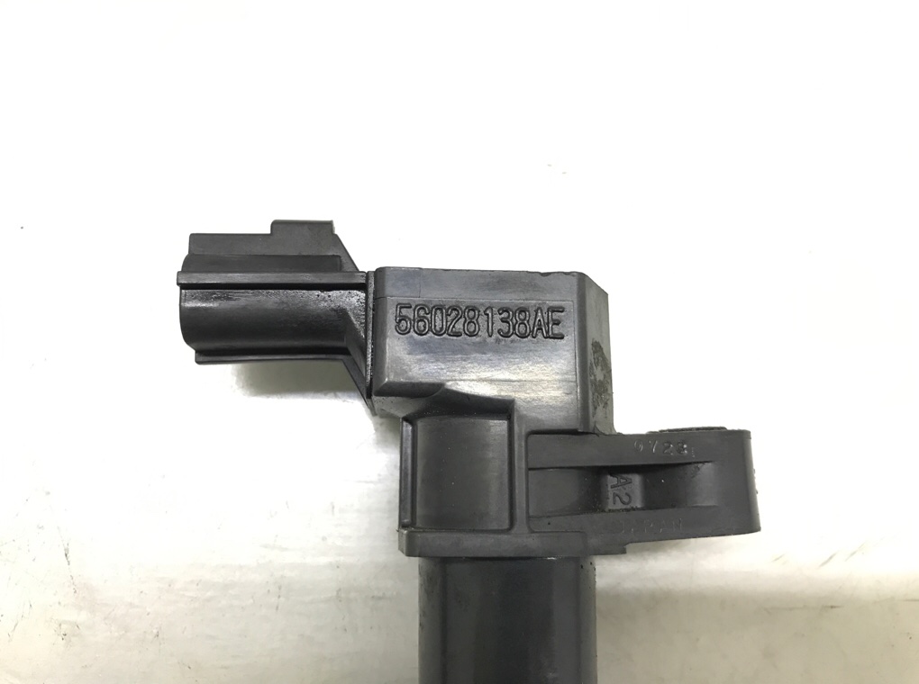 Катушка зажигания бу для Jeep Cherokee KJ 3.7 i,  2003 г.