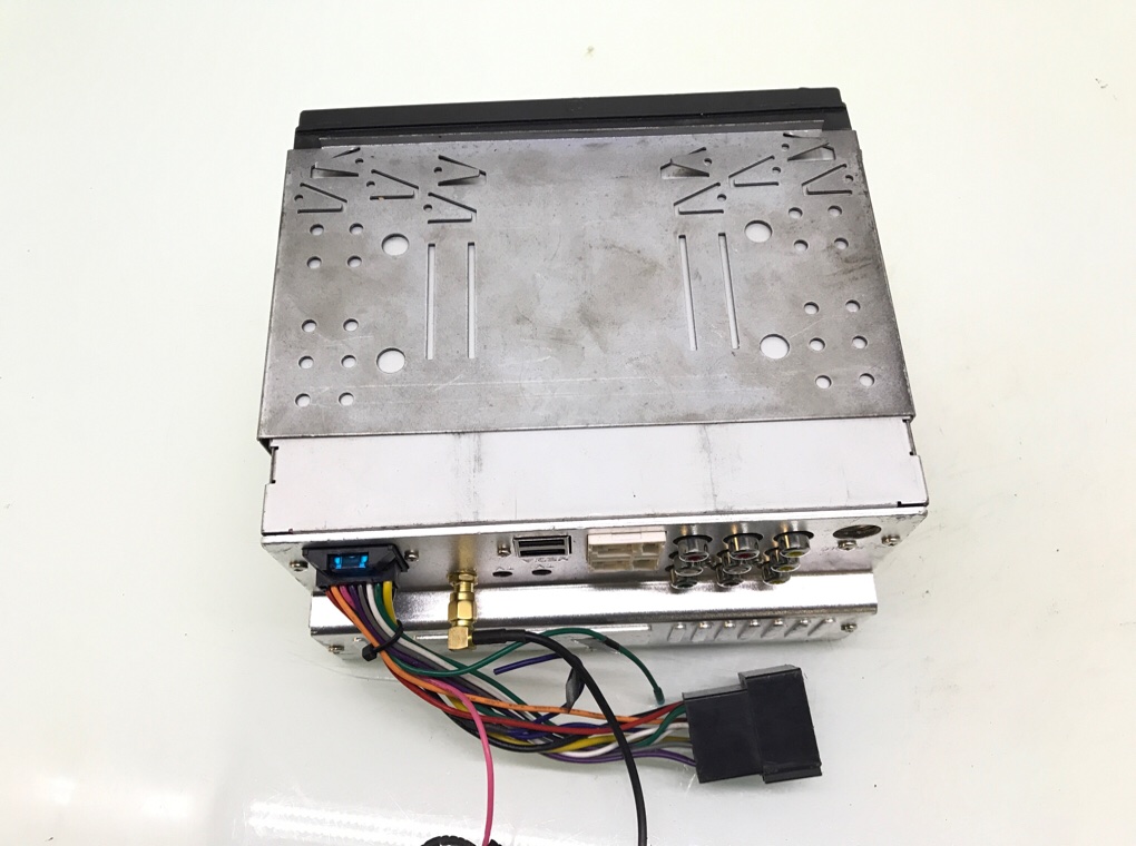 Магнитола бу для Toyota Auris 1 1.4 i, 2008 г. Магнитола бу для Toyota Auris 1 1.4 i, 2008 г.