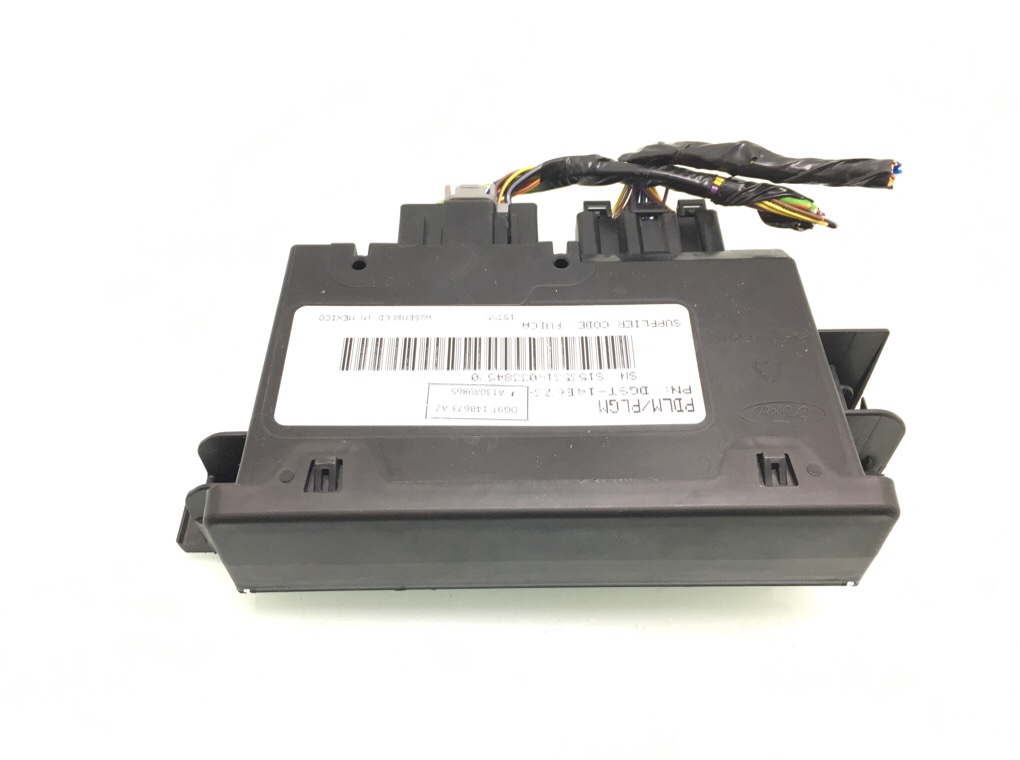 Блок управления крышкой багажника бу для Ford Mondeo 5 1.5 i, 2016 г. Блок управления крышкой багажника бу для Ford Mondeo 5 1.5 i, 2016 г.