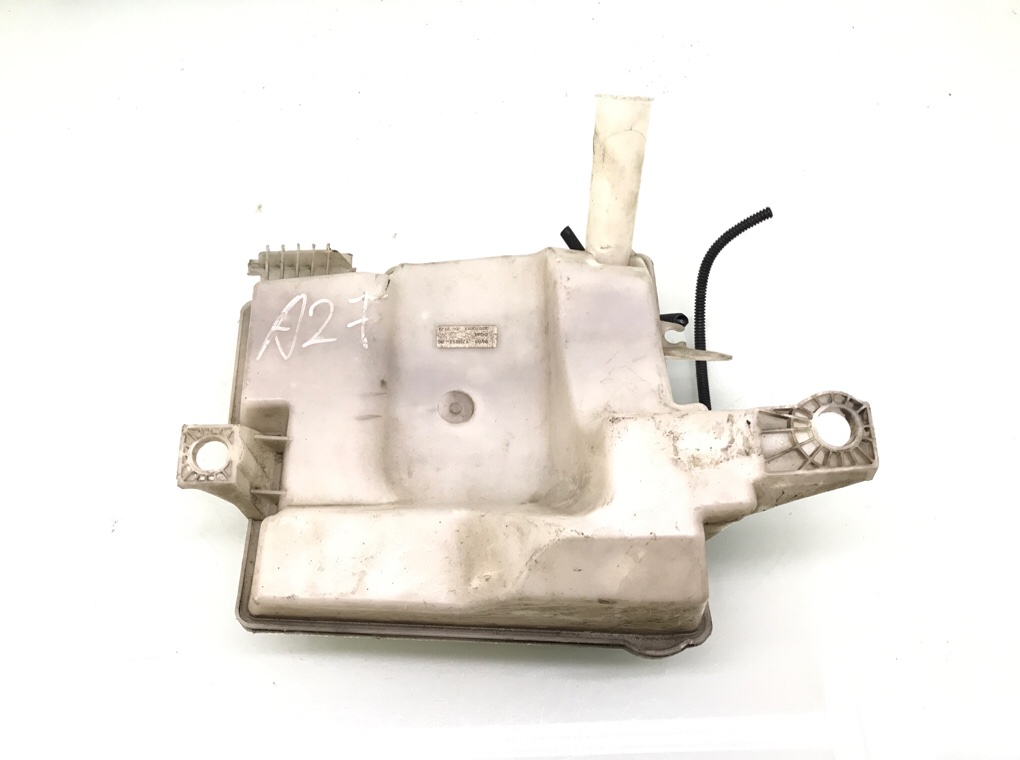 Бачок омывателя бу для Ford Focus 3 1.6 i, 2011 г.