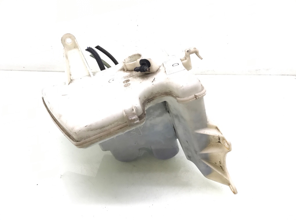 Бачок омывателя бу для Toyota Auris 1 1.4 i, 2008 г.