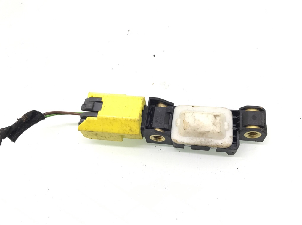 Датчик удара бу для Volkswagen Touareg 2.5 TDi, 2007 г. Датчик удара бу для Volkswagen Touareg 2.5 TDi, 2007 г.