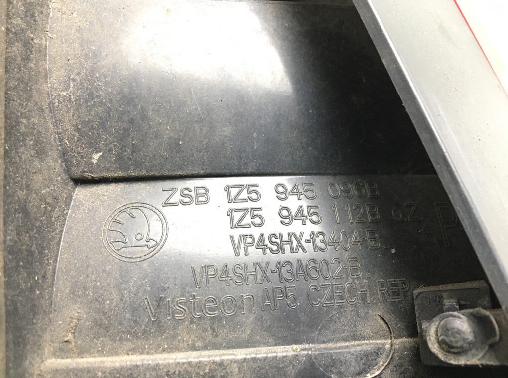 Фонарь задний правый бу для Skoda Octavia A5 1.4 TFSI,  2010 г.