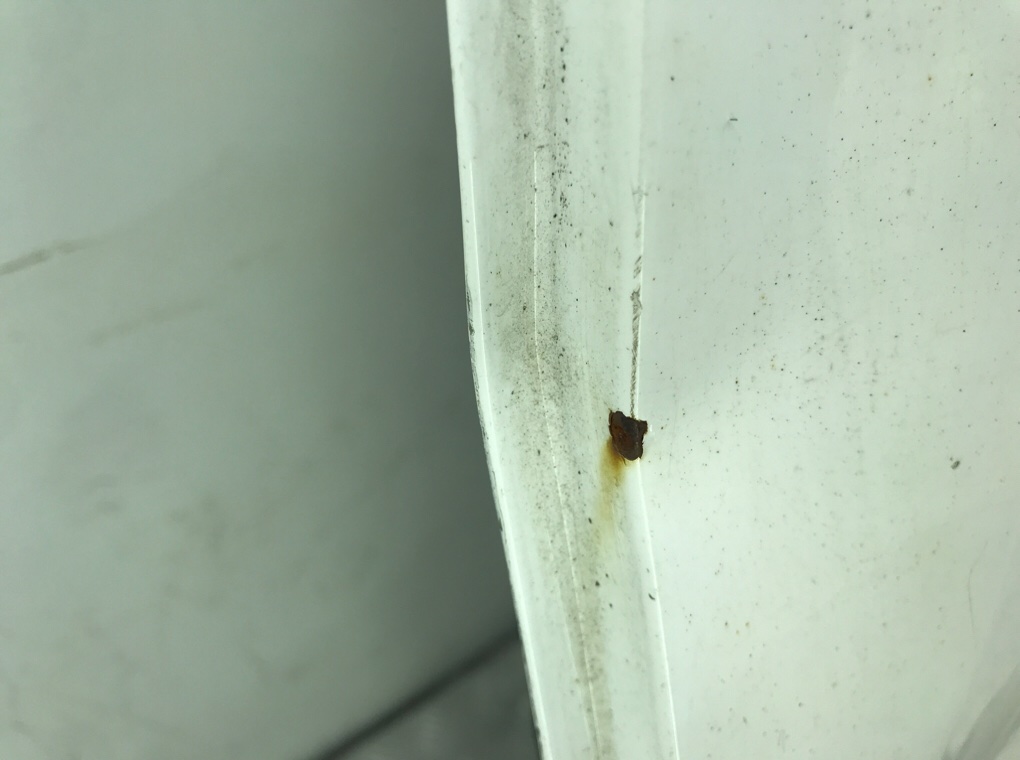 Дверь сдвижная левая бу для Volkswagen Caddy 1.9 TDi, 2008 г. Дверь сдвижная левая бу для Volkswagen Caddy 1.9 TDi, 2008 г.