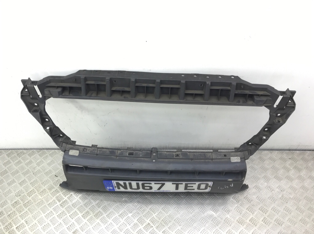 Бампер передний бу для Peugeot Boxer 2.0 HDi, 2017 г. Бампер передний бу для Peugeot Boxer 2.0 HDi, 2017 г.