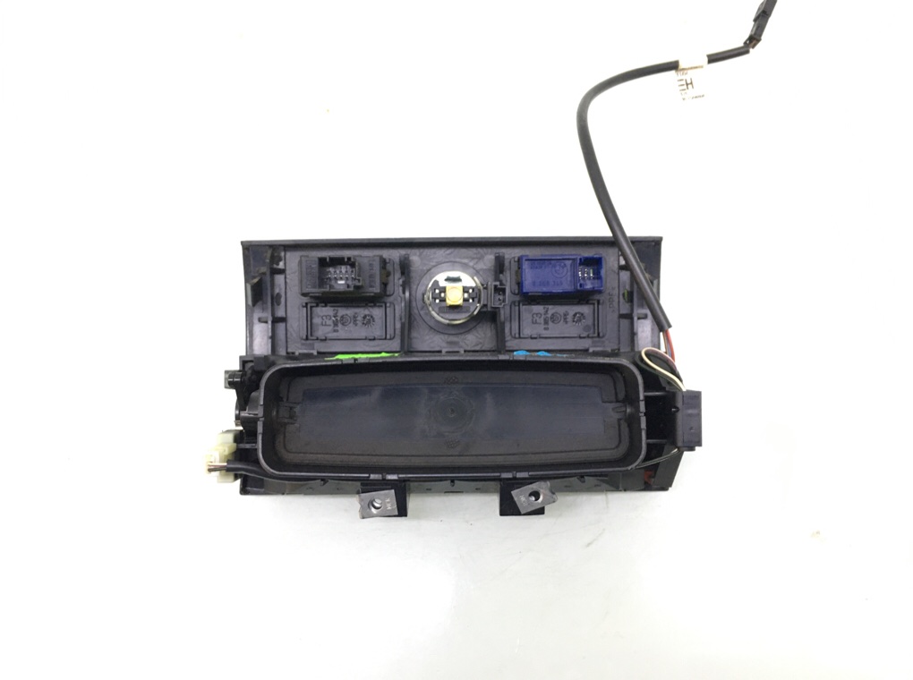 Дефлектор обдува салона бу для BMW X5 E53 3.0 TD,  2005 г.