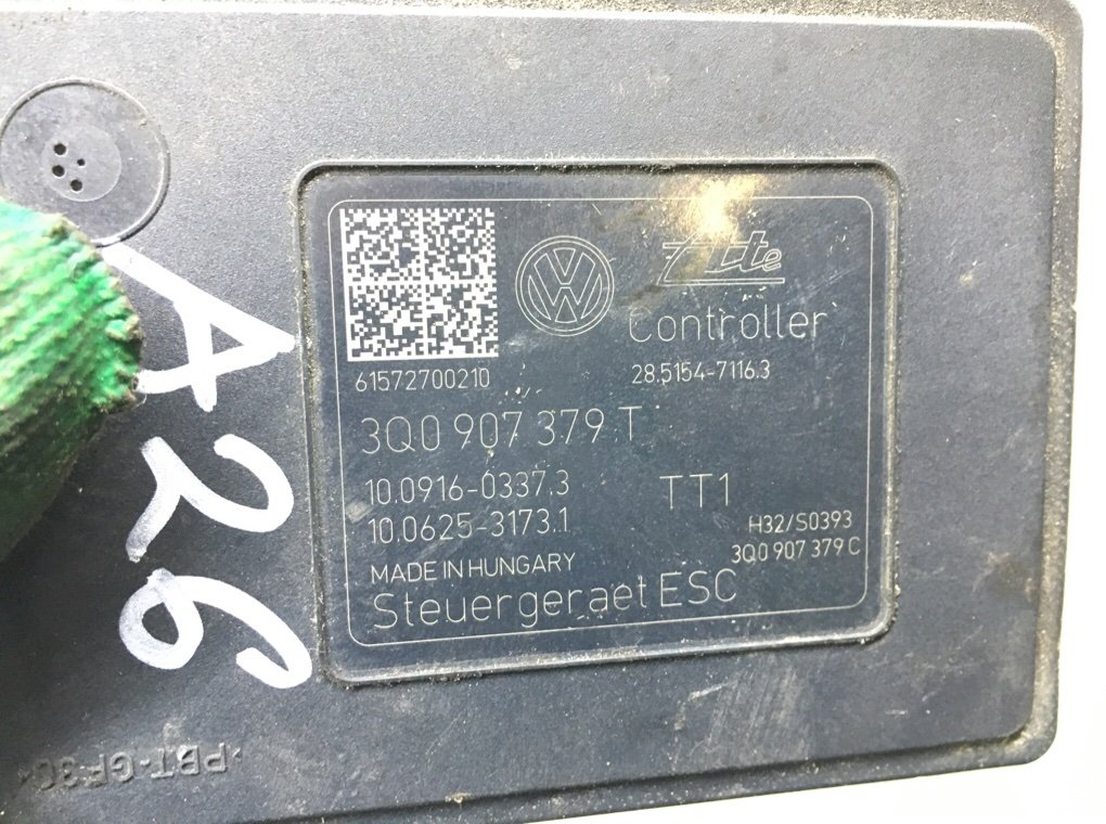 Блок ABS бу для Skoda Octavia A7 1.6 TDi,  2015 г.