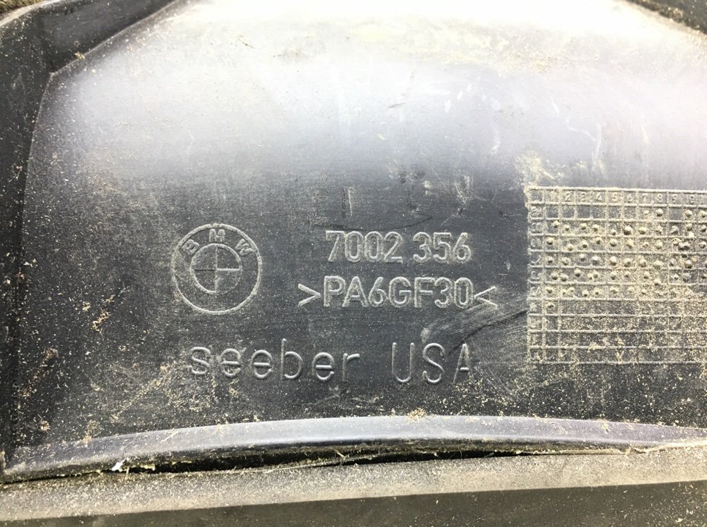 Крепление запаски бу для BMW X5 E53 3.0 TD, 2005 г. Крепление запаски бу для BMW X5 E53 3.0 TD, 2005 г.