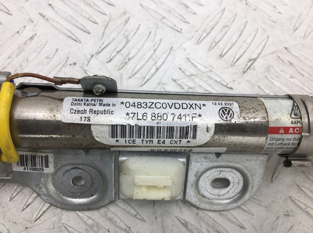 Подушка безопасности боковая (шторка) бу для Volkswagen Touareg  2.5 TDi,  2007 г.