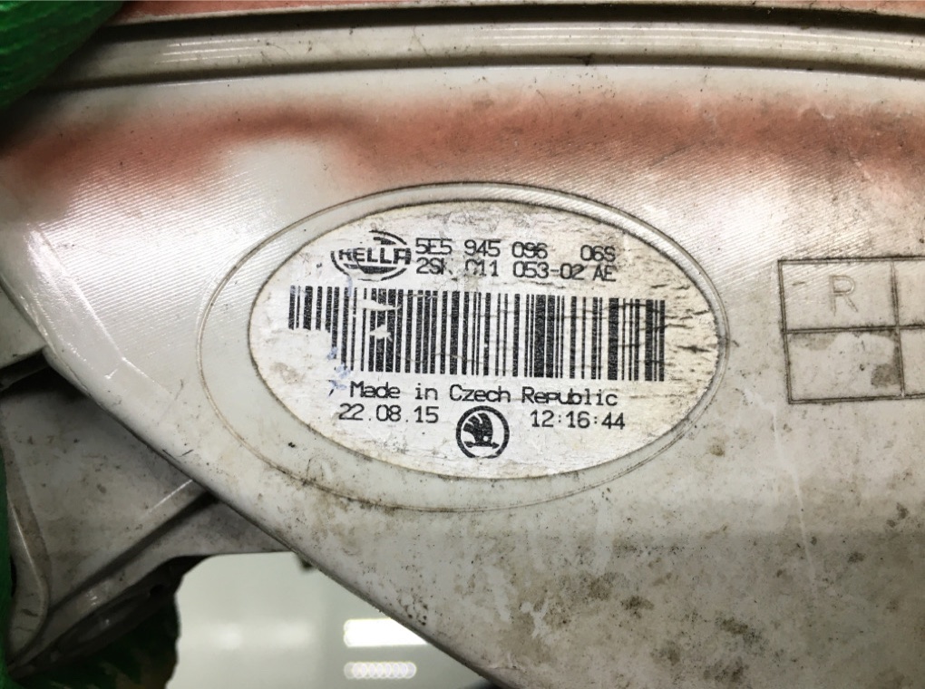Фонарь задний правый бу для Skoda Octavia A7 1.6 TDi,  2015 г.
