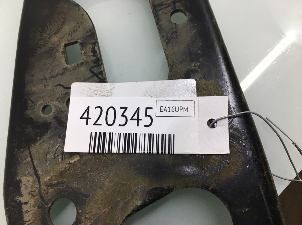 Кронштейн подрамника бу для Ford Mondeo 5 1.5 i,  2016 г.