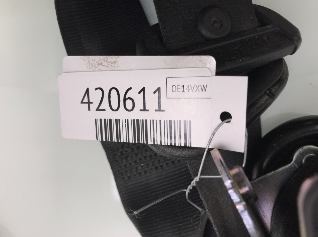 Ремень безопасности передний левый бу для Skoda Rapid  1.2 TSI,  2014 г.