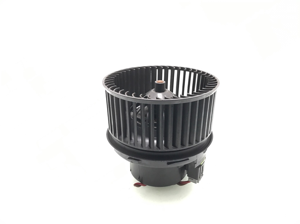 Моторчик печки бу для Ford Focus 3 1.6 i, 2011 г.