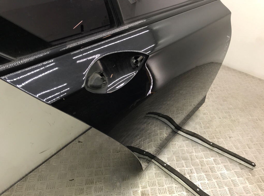 Дверь задняя правая бу для BMW 7 F01/F02 3.0 TD,  2011 г.