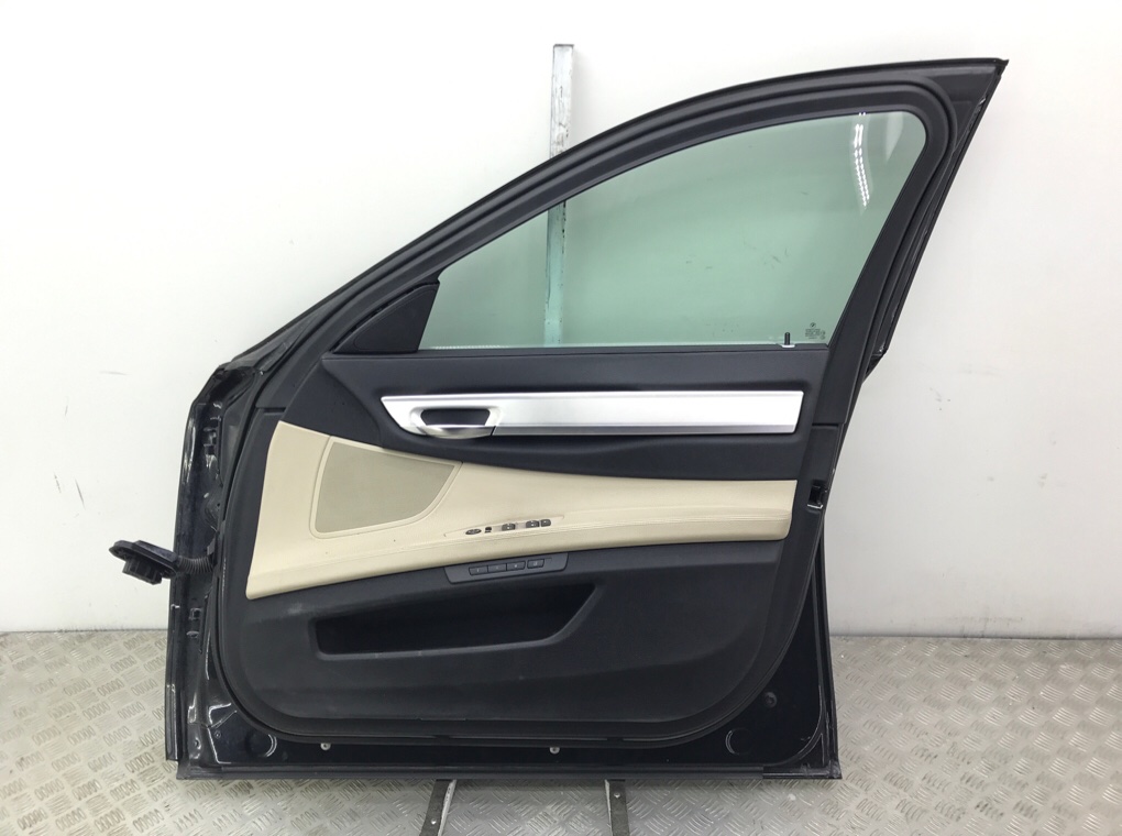 Дверь передняя правая бу для BMW 7 F01/F02 3.0 TD,  2011 г.