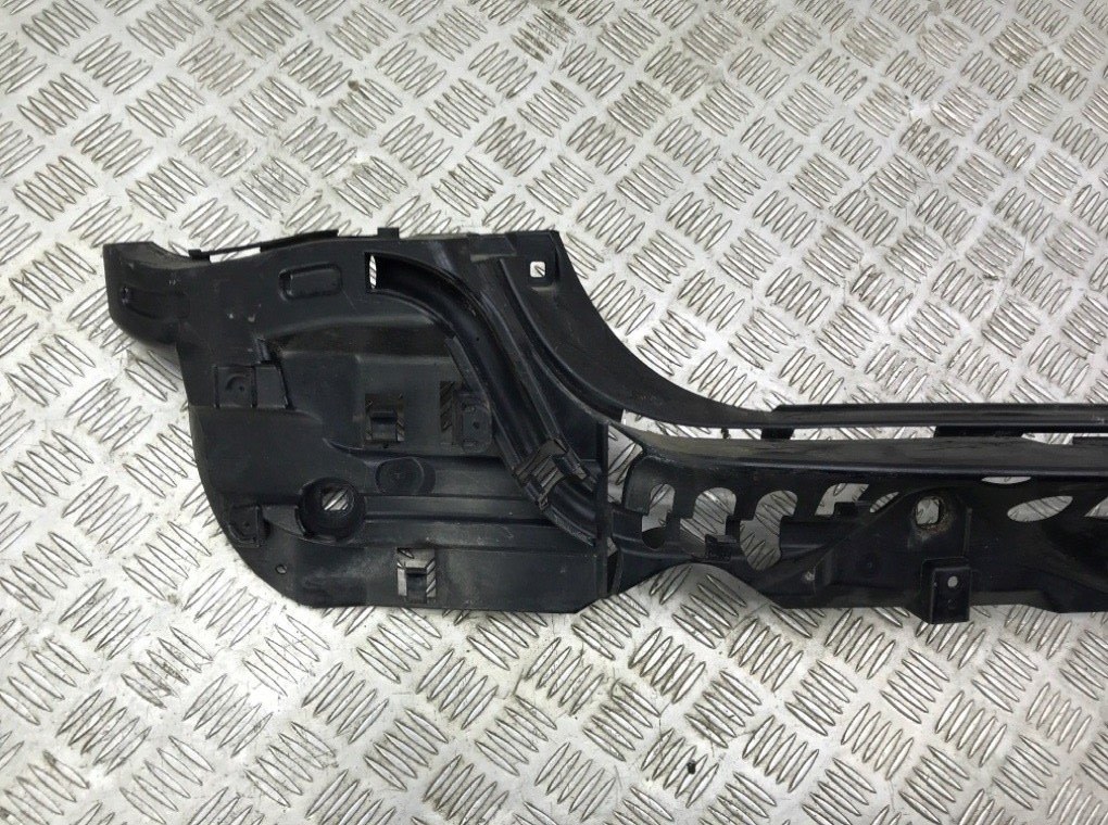 Кронштейн крепления бампера заднего бу для BMW 7 F01/F02 3.0 TD,  2011 г.